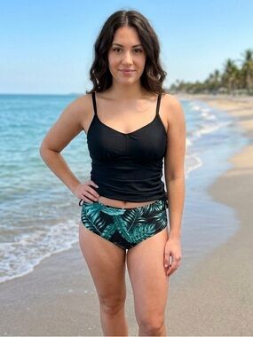 Black Tankini Top with Green Palm-Print Bikini Bottoms Swim NWOT Size 15/16
